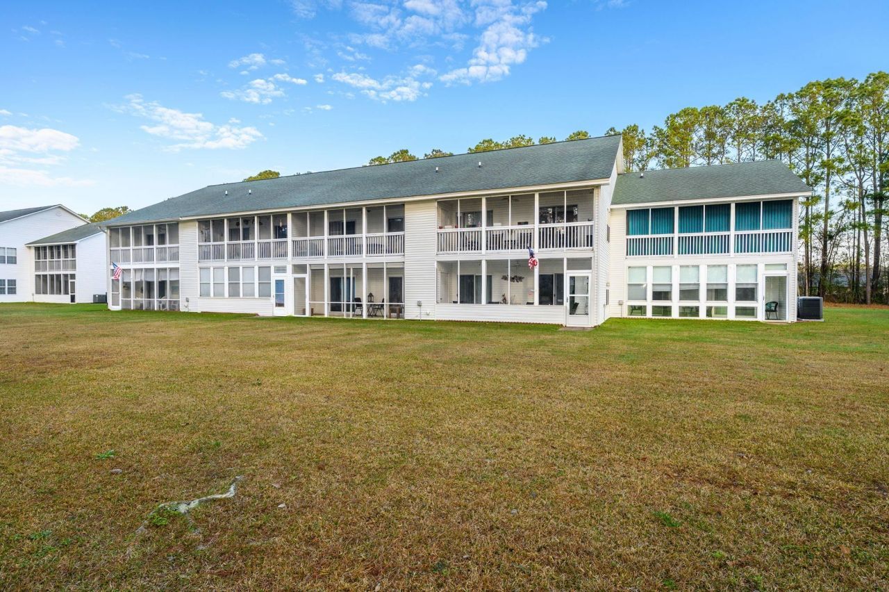 870 Fairway Dr. Photo 29