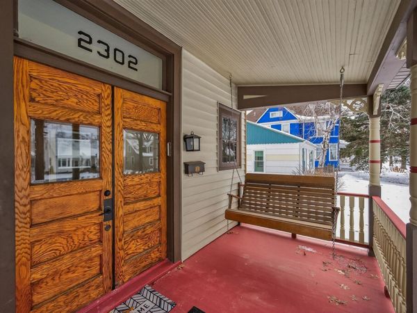 2302 Brewster Street, Saint Paul, MN 55108