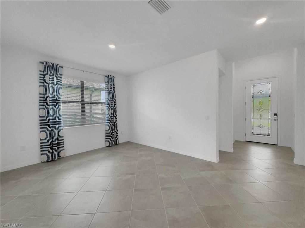 3198 Altimira Dr, Fort Myers, FL 33905 Photo