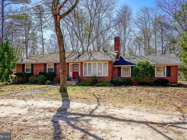 19 SANDRA LANE , TABERNACLE, NJ 08088