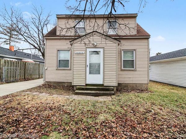 25973 Southwestern Highway, Redford Twp, MI 48239