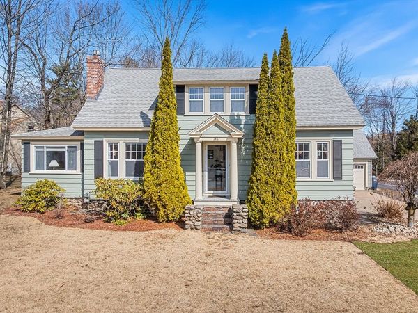 146 Shrewsbury St, Holden, MA 01520