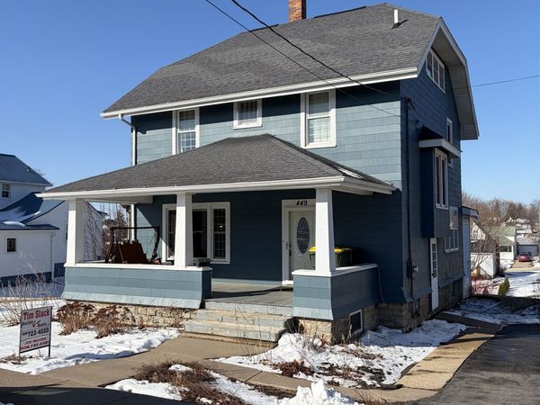 449 S Madison Street, Lancaster, WI 53813