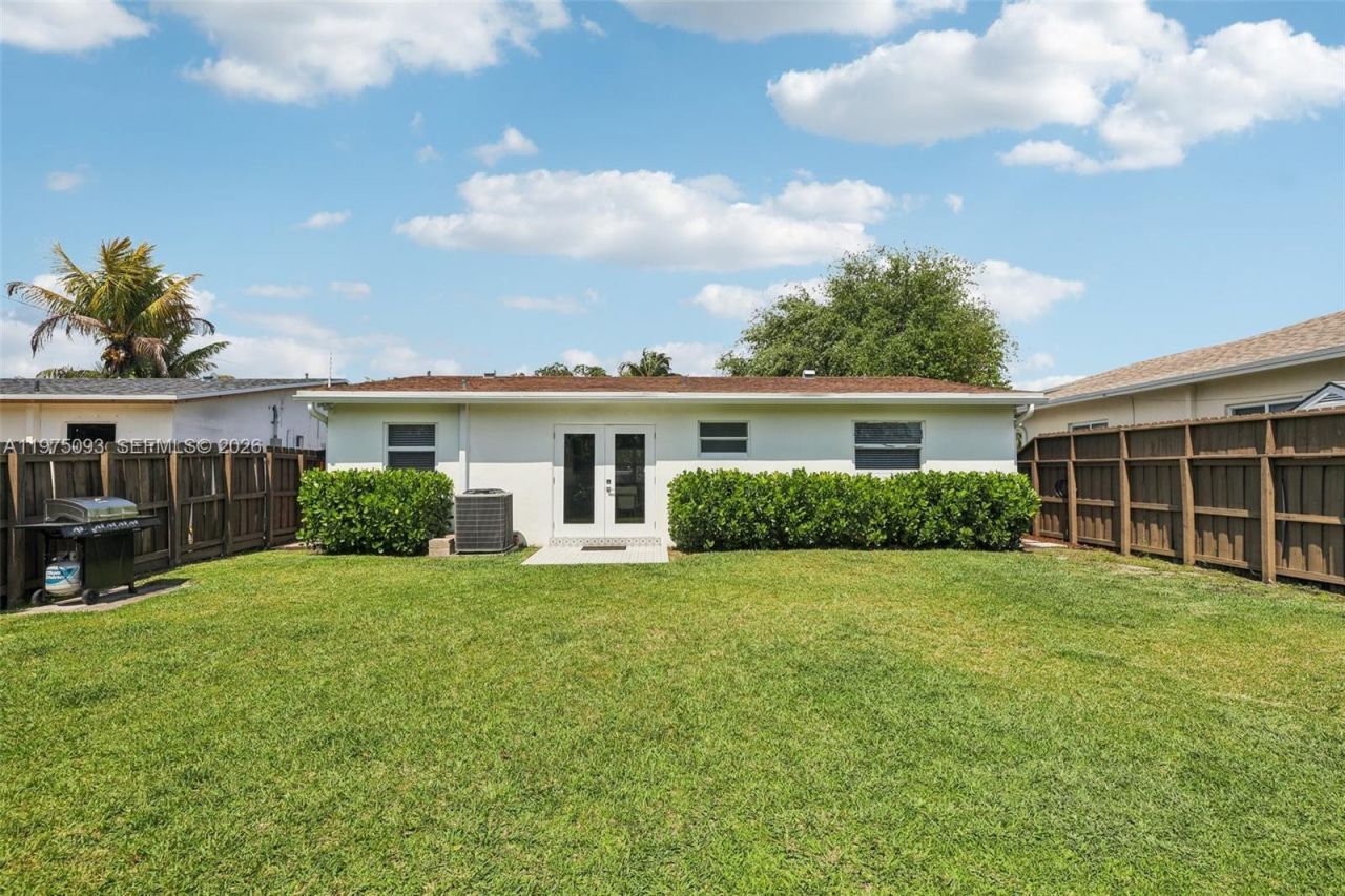 6326 Dawson St, Hollywood, FL 33023 Photo