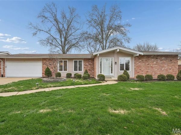 14342 Lake Tahoe Drive, Chesterfield, MO 63017