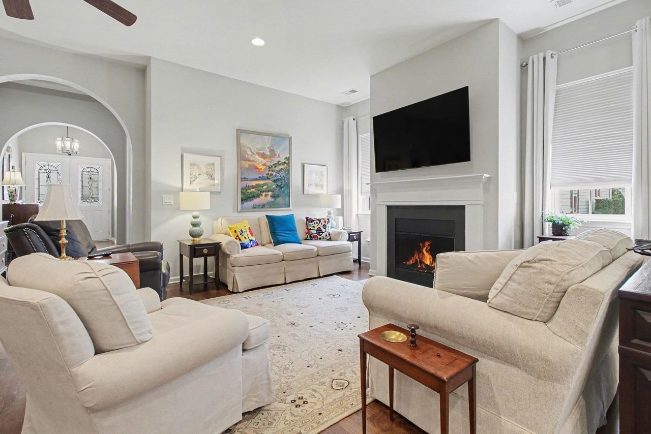 1631 Murrell Pl.  Photo 8