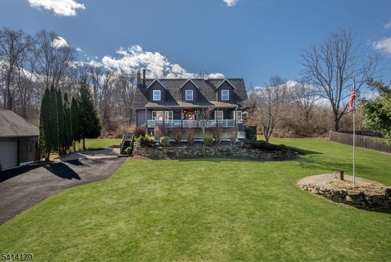 8 Huntsville Rd, Andover, NJ 07860 Main Photo