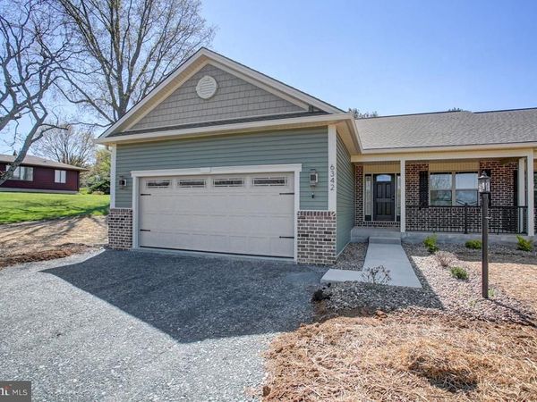 6342 PENN NATIONAL DRIVE, FAYETTEVILLE, PA 17222