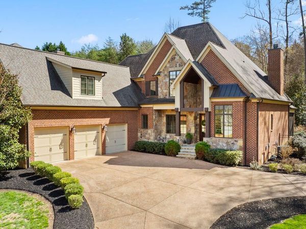 1701 Duncan Woods Lane, Knoxville, TN 37919