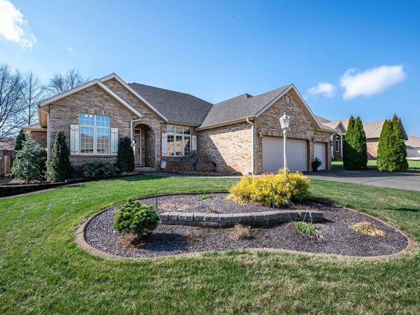 3728 W Broadmoor Street, Springfield, MO 65807