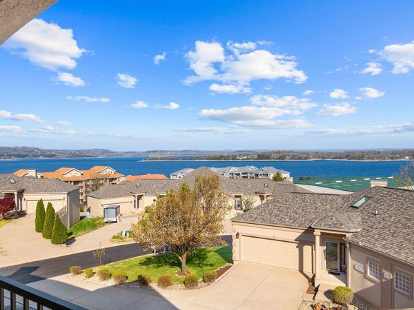 125 Villa Drive, Unit 2, Hollister, MO 65672
