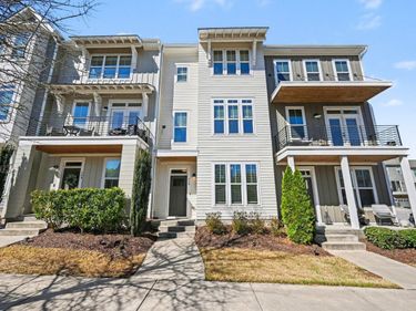 713 Peakland Place, Raleigh, NC 27604