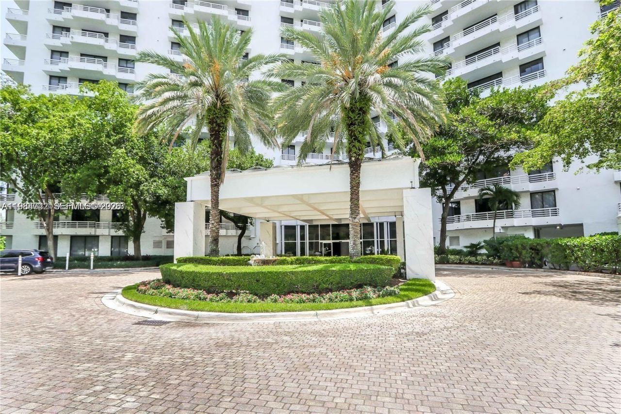3300 NE 192nd St, Unit 1815, Aventura, FL 33180 Photo