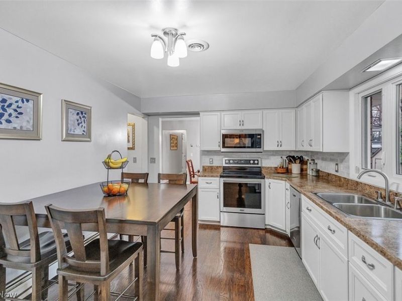 10152 Lynn Drive, North Royalton, OH 44133 Photo 12