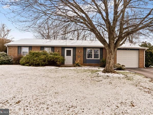 897 EMILY DRIVE , MECHANICSBURG, PA 17055