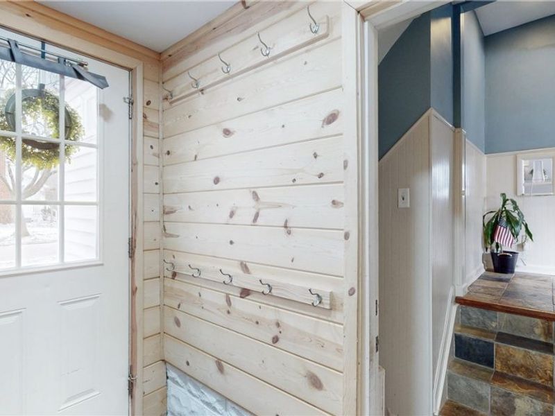 1940 Falls Avenue, Cuyahoga Falls, OH 44223 Photo 11