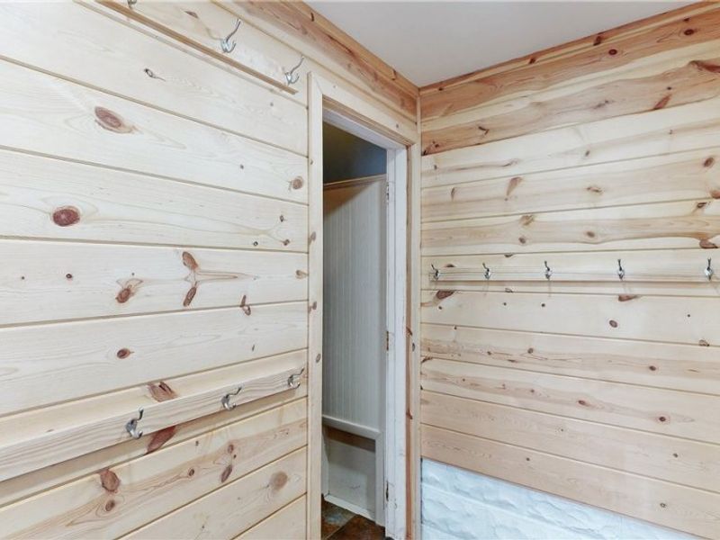 1940 Falls Avenue, Cuyahoga Falls, OH 44223 Photo 12