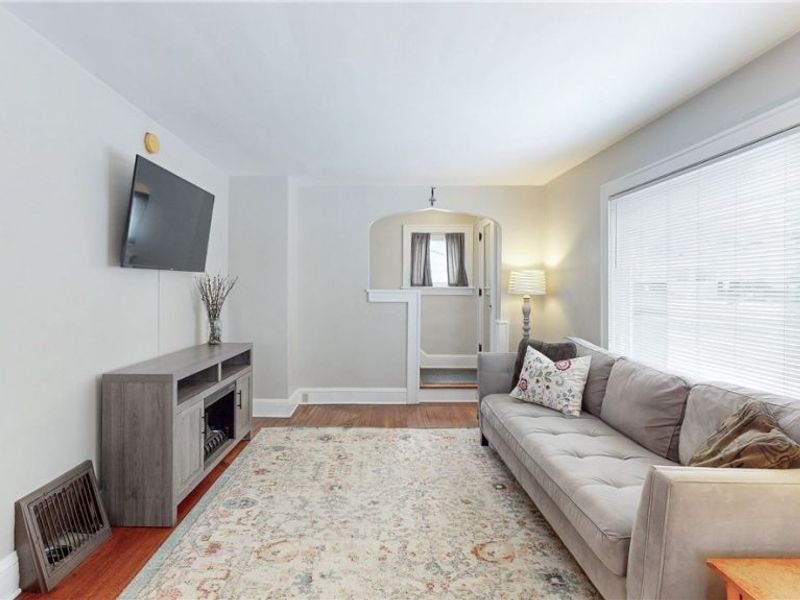 1940 Falls Avenue, Cuyahoga Falls, OH 44223 Photo 2