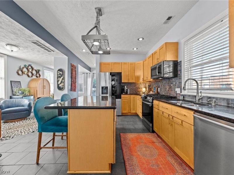 1420 W 48th Street, Cleveland, OH 44102 Photo 13