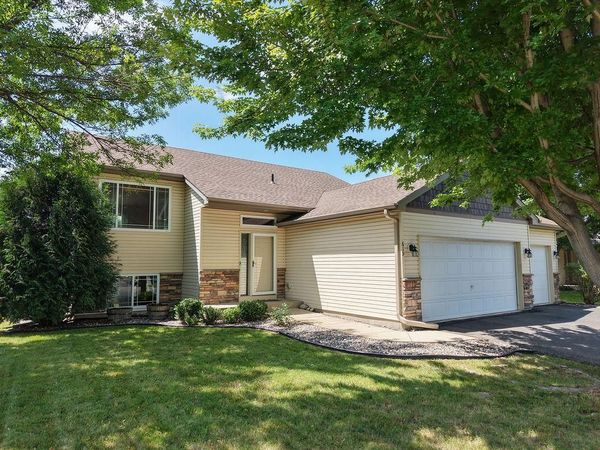 615 Dillon Avenue N, Montrose, MN 55363