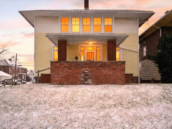 2048 Joffre Avenue , Toledo, OH 43607