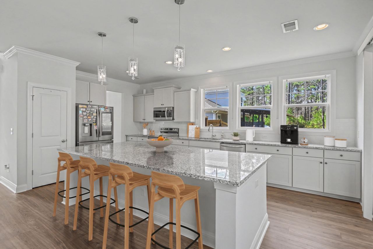 404 Bowstring Drive Photo 12