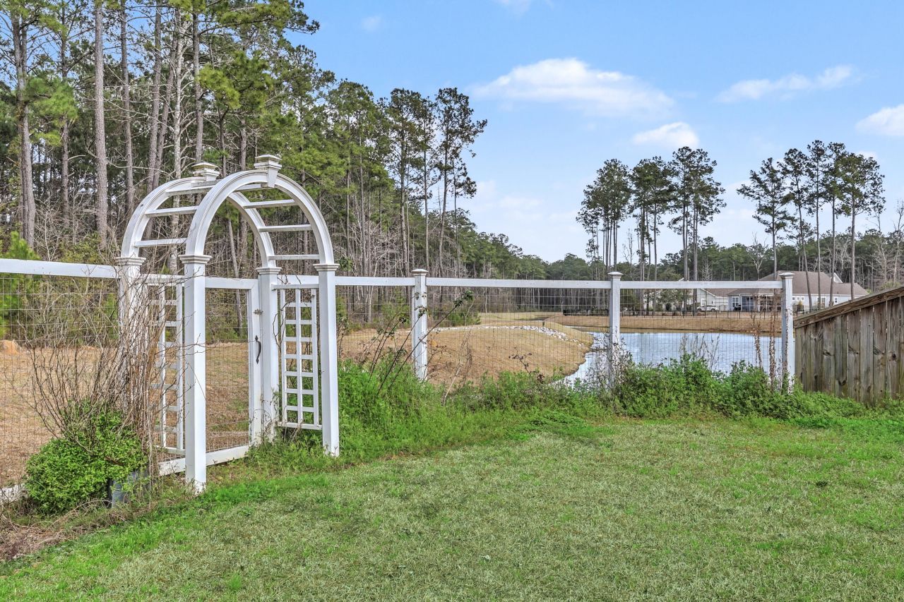 404 Bowstring Drive Photo 30