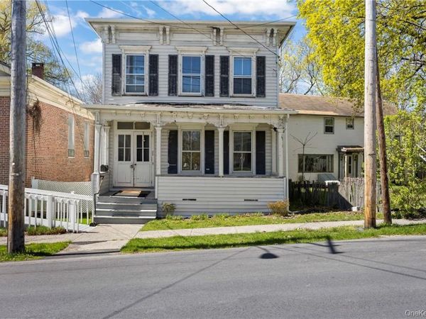 20 N Franklin Street , Athens, NY 12015