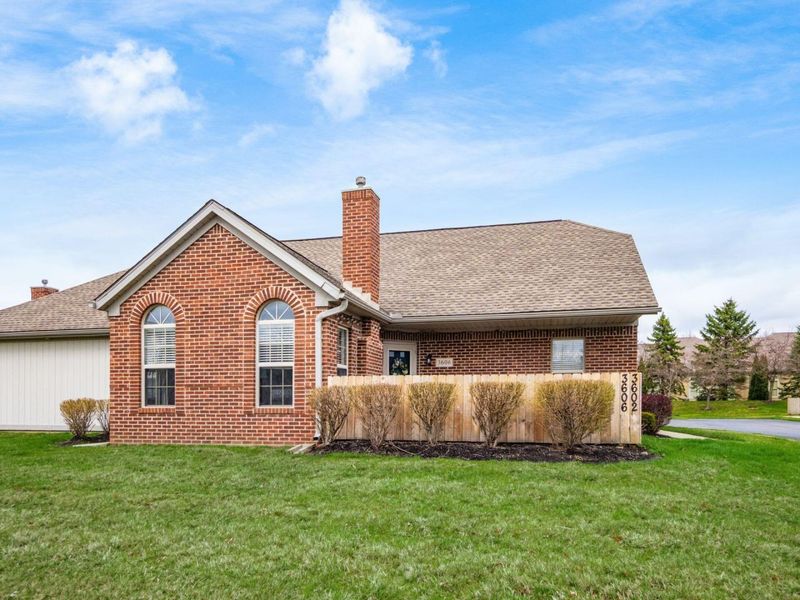 3606 Perennial Lane, Powell, OH 43065 Photo 2