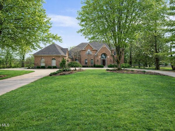 26976 W River Road, Perrysburg, OH 43551