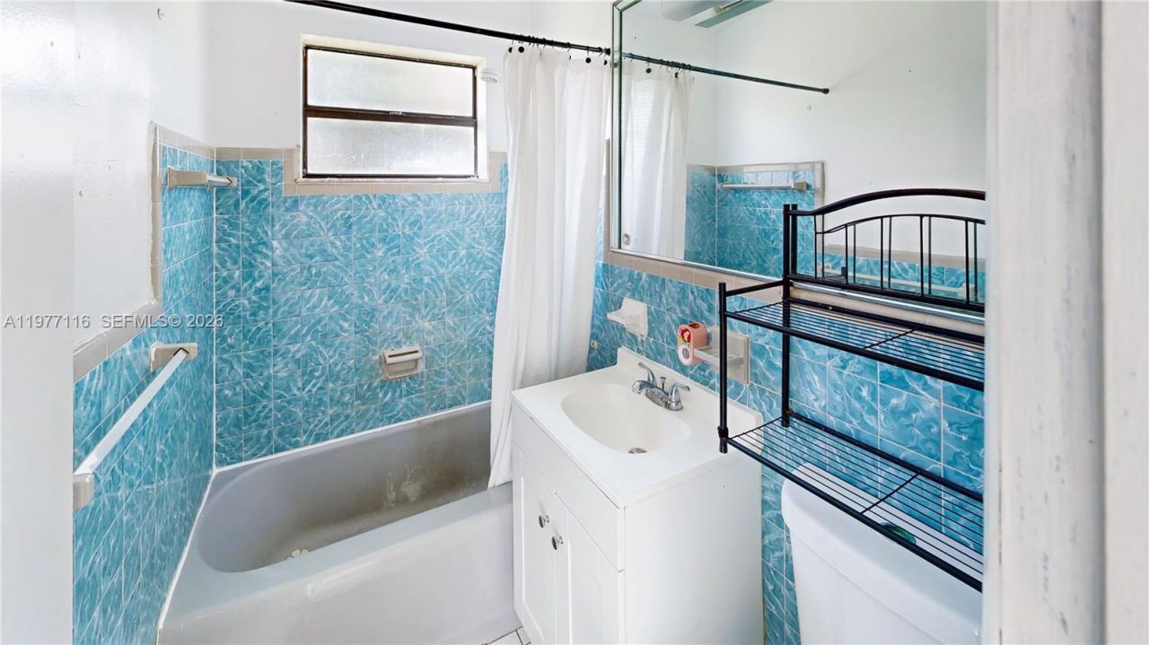 1610 NW 9th Ct , Homestead, FL 33030 Photo