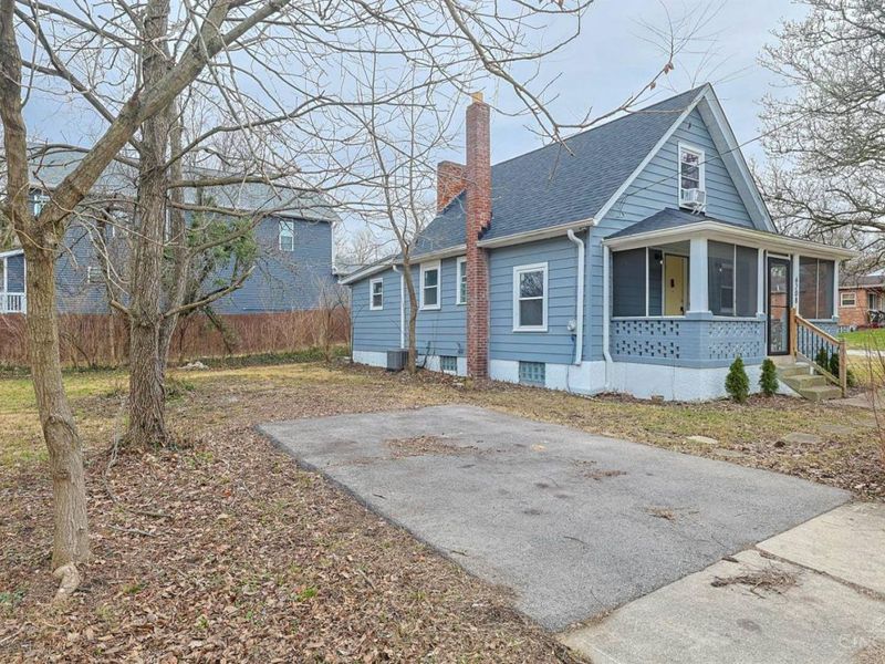3765 Iona Avenue, Cincinnati, OH 45213 Photo 2