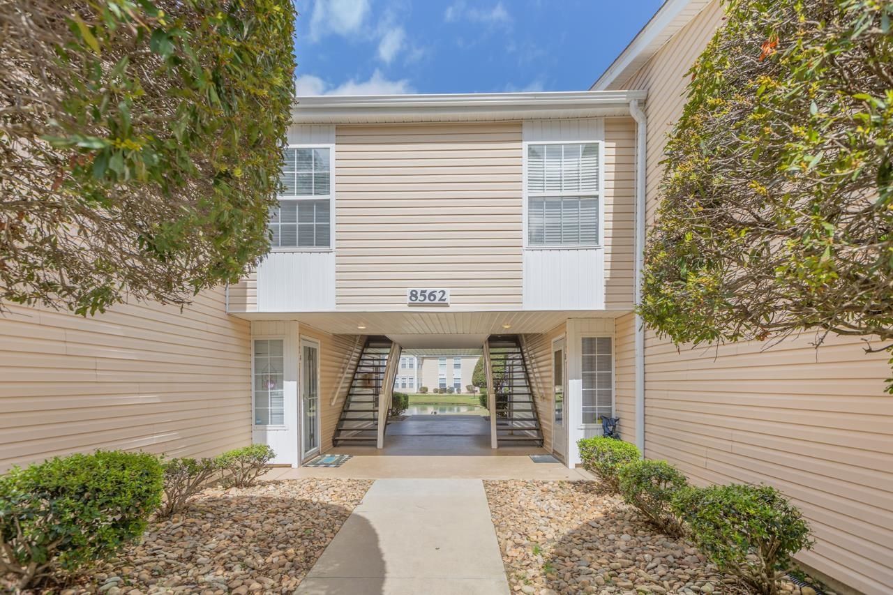 8562 Hopkins Circle Photo 1