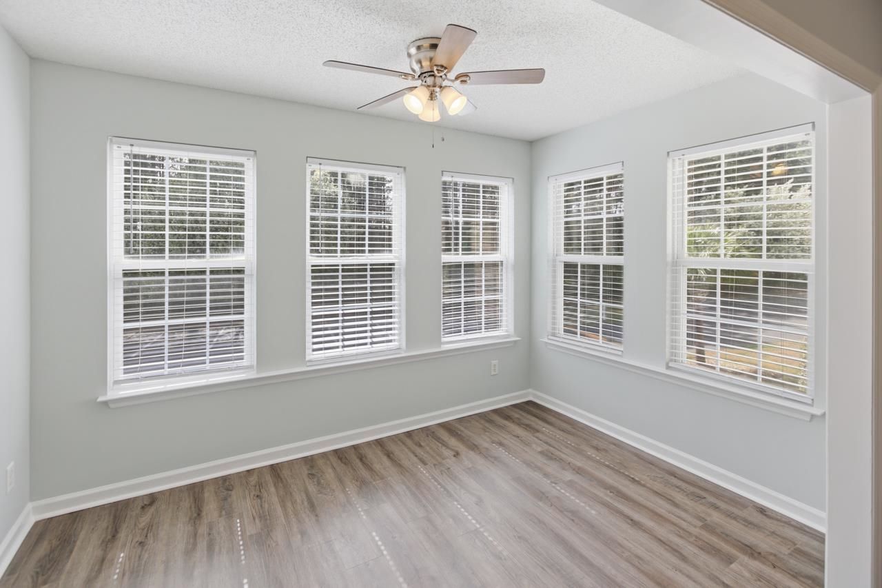 8562 Hopkins Circle Photo 6