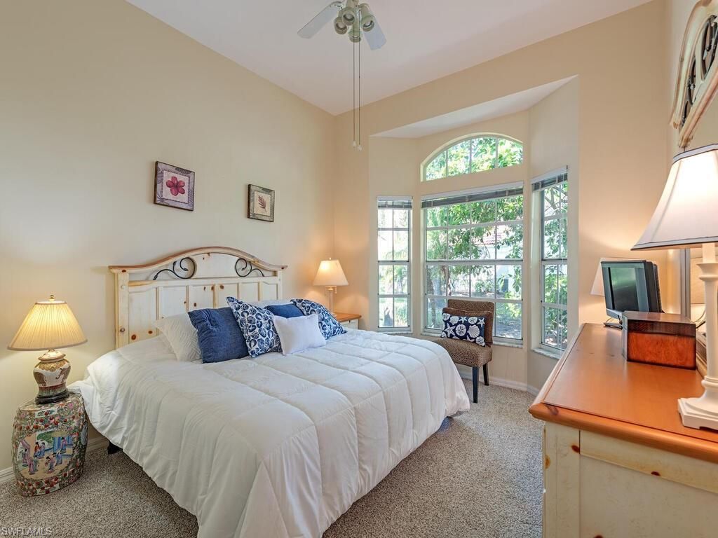 130 Amblewood Ln , Unit 8-801, Naples, FL 34105 Photo