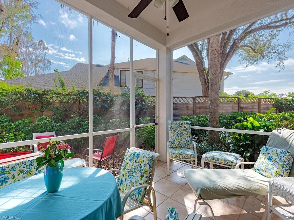 130 Amblewood Ln , Unit 8-801, Naples, FL 34105 Photo