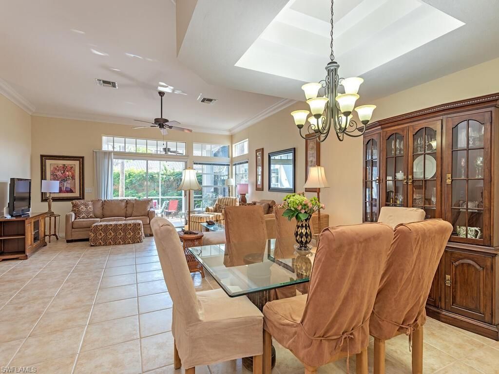 130 Amblewood Ln , Unit 8-801, Naples, FL 34105 Photo