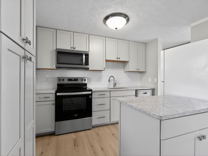 3080 Featherstone Drive, Burlington, KY 41005 Photo 7