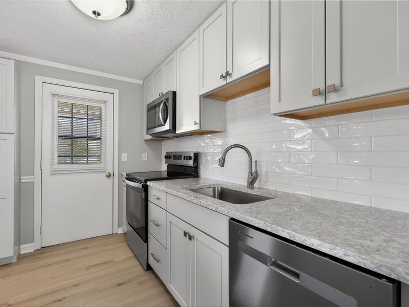 3080 Featherstone Drive, Burlington, KY 41005 Photo 9