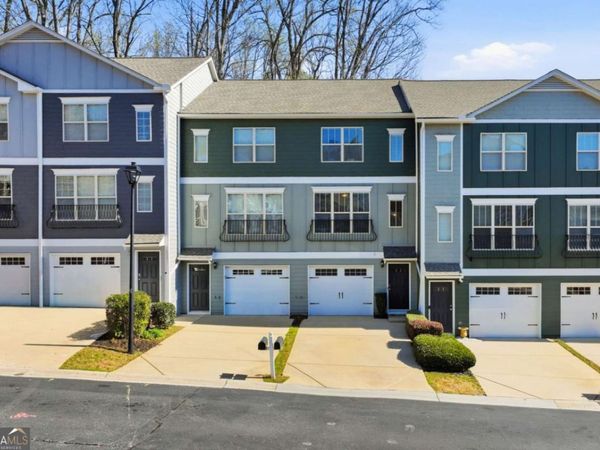 1649 Liberty Parkway NW, Atlanta, GA 30318