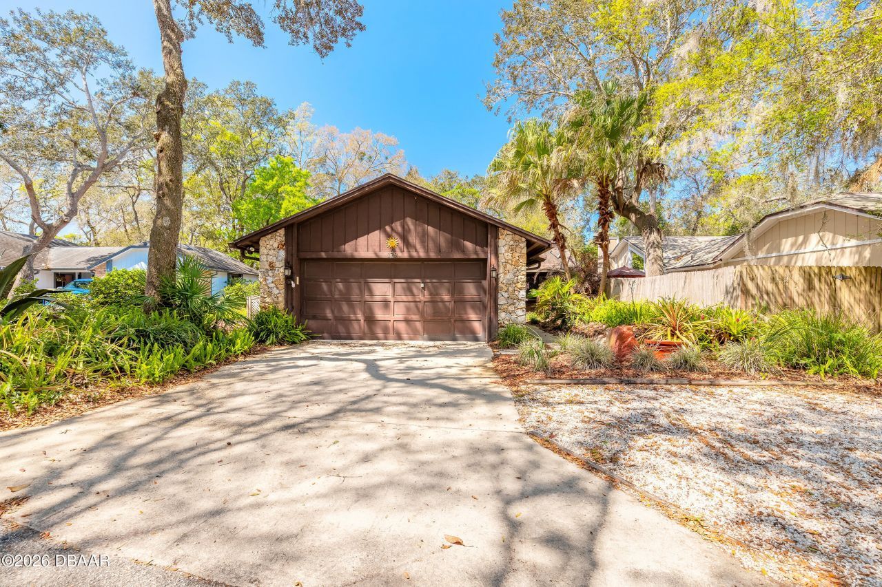 179 Suntree Court, Ormond Beach, FL 32174 Main Photo