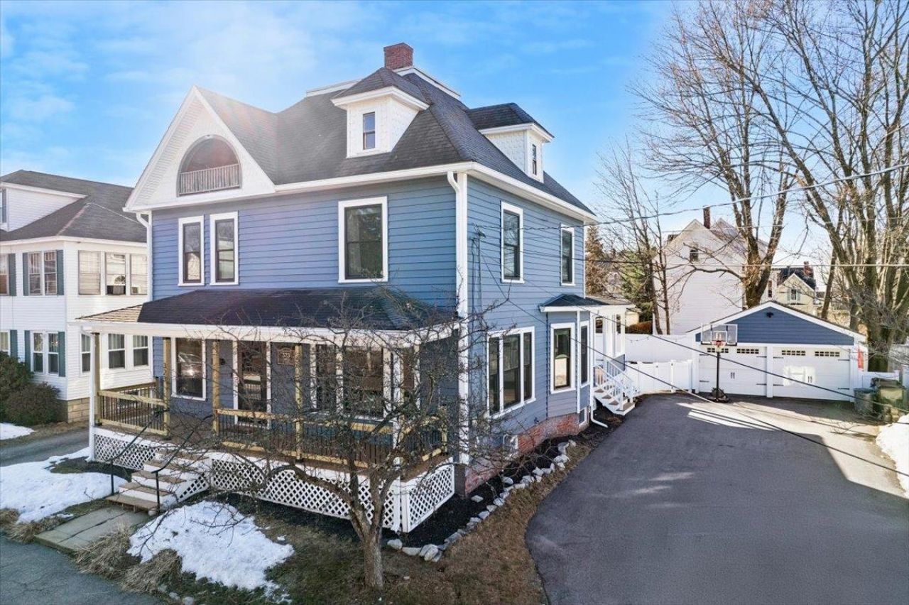 323 Myrtle Street, Manchester, NH 03104 Main Photo