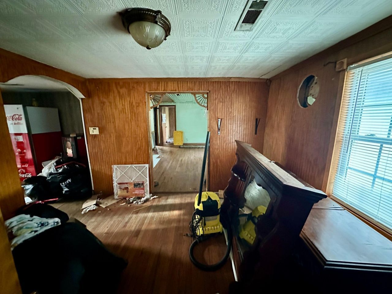 916 Leonard Drive Photo 11