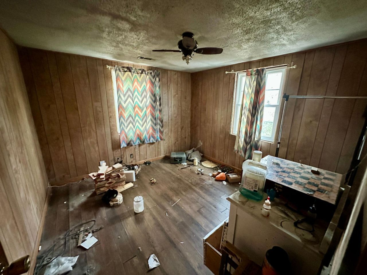 916 Leonard Drive Photo 18