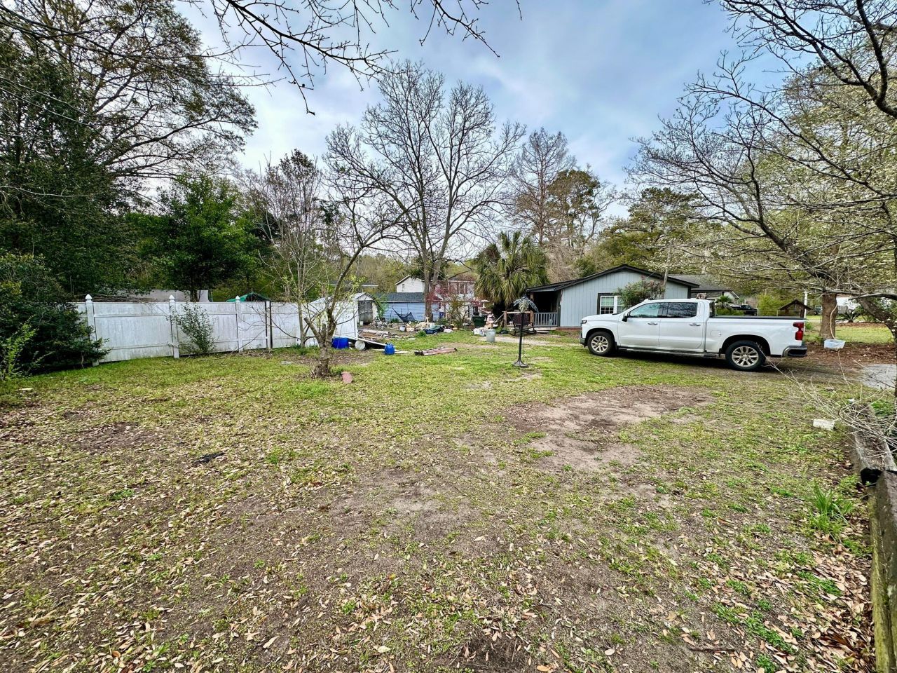 916 Leonard Drive Photo 8