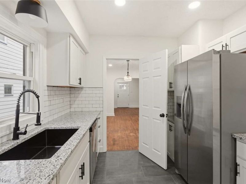 4169 W 50th Street, Cleveland, OH 44144 Photo 10