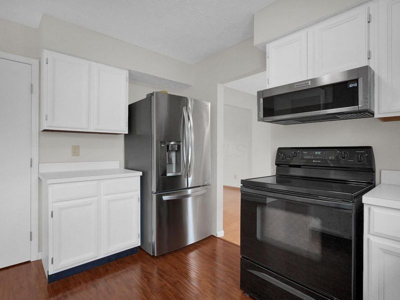 478 Burns Drive N, Westerville, OH 43082 Photo 12