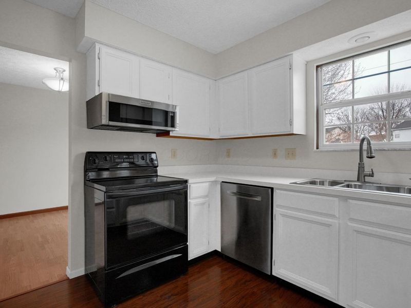 478 Burns Drive N, Westerville, OH 43082 Photo 9