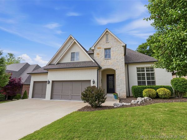 5104 W Birmingham Street, Broken Arrow, OK 74011