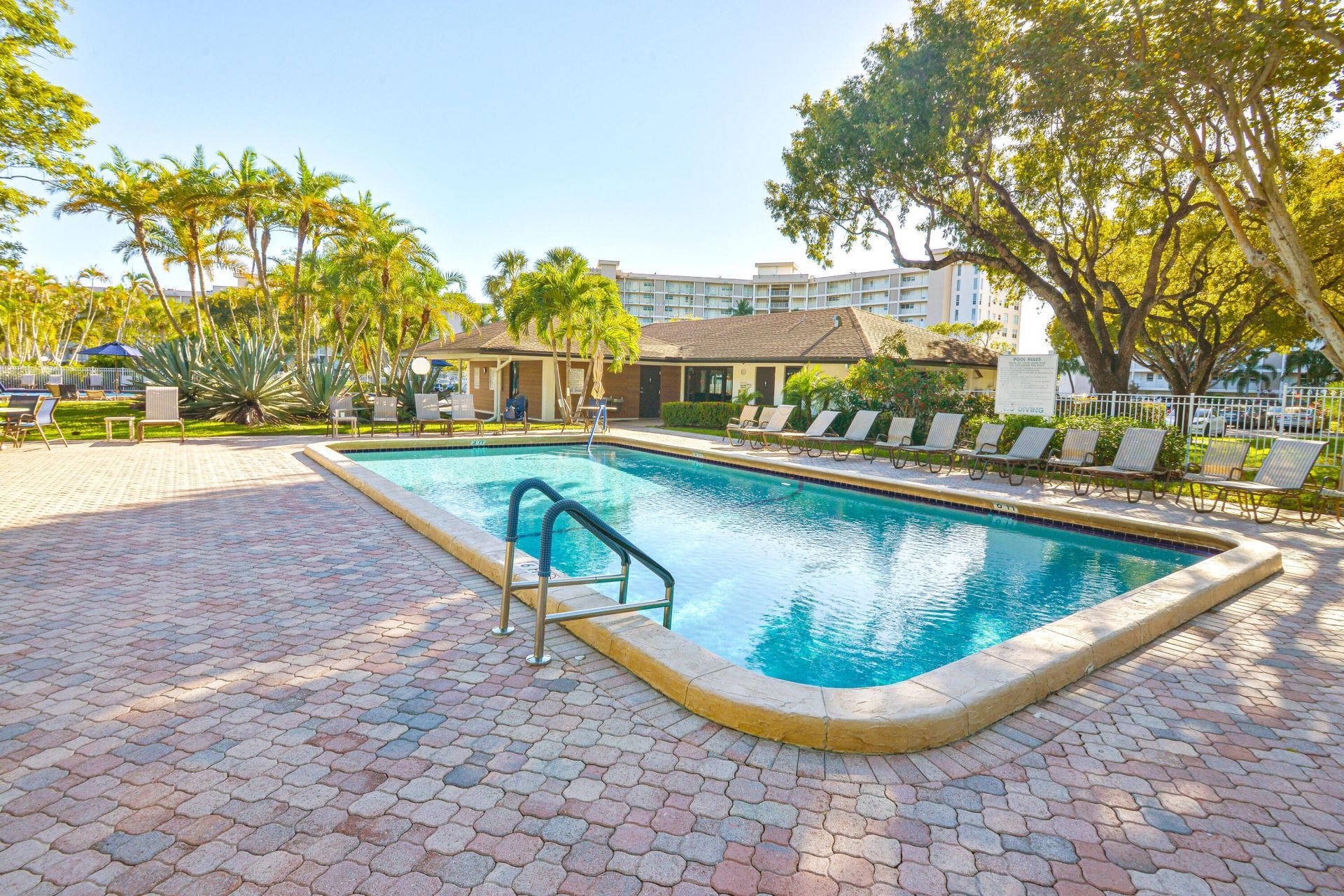 2661 S Course Drive, Unit 707, Pompano Beach, FL 33069 Photo